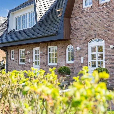 Landhaus Weidenstieg App 4 *