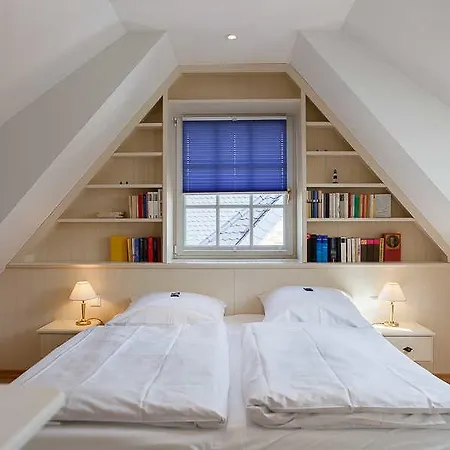 Landhaus Weidenstieg App 4 *